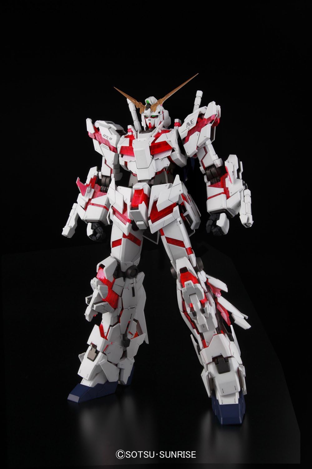 PG RX-0 Unicorn Gundam "Mobile Suit Gundam Unicorn" - Bandai Hobby 1/60 Scale Perfect Grade Model Kit