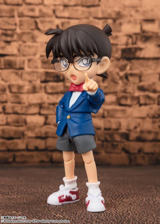 Detective Conan S.H.Figuarts Conan Edogawa (Resolution Edition) figure pointing