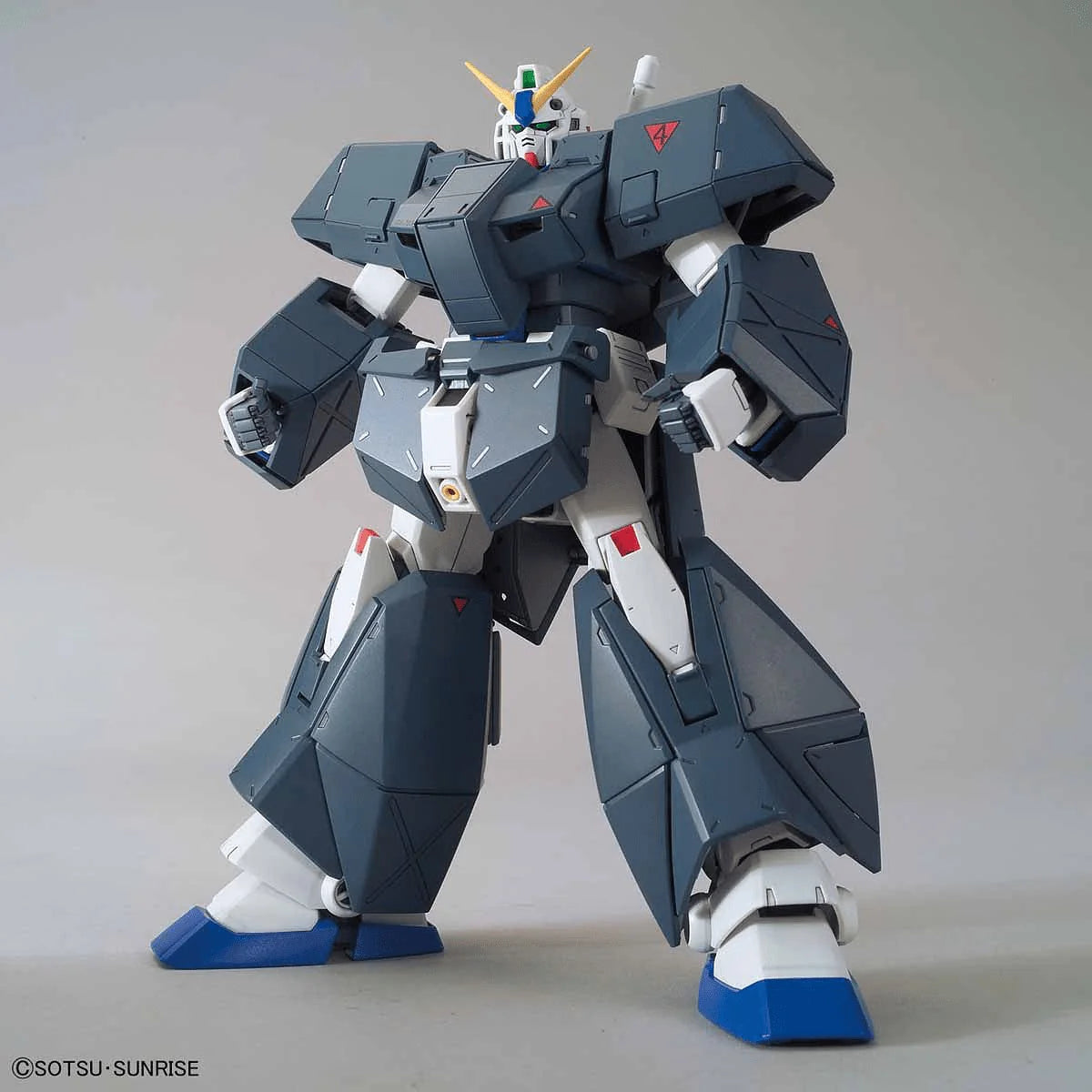 MG RX-78NT-1 Gundam NT-1 Ver. 2.0 Alex "Mobile Suit Gundam 0080" - Bandai Hobby 1/100 Master Grade Model Kit