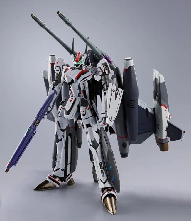 VF-25F Tornado Messiah Valkyrie (Alto Saotome Machine Revival Ver.) "Macross Frontier: The False Songstress" - Tamashii Nations DX Chogokin