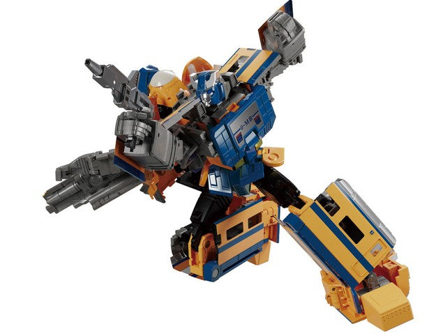 Transformers MPG-07 Trainbot Ginou Masterpiece posing