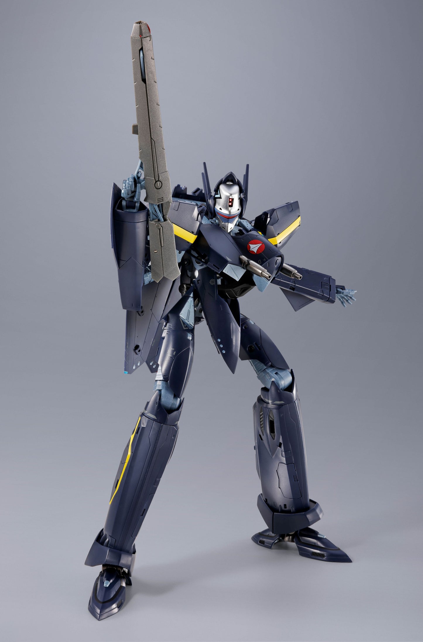 DX Chogokin VF-17S Nightmare Stealthvalkyrie (GAMLIN KIZAKI use) "Macross 7" | Bandai Tamashii Nations