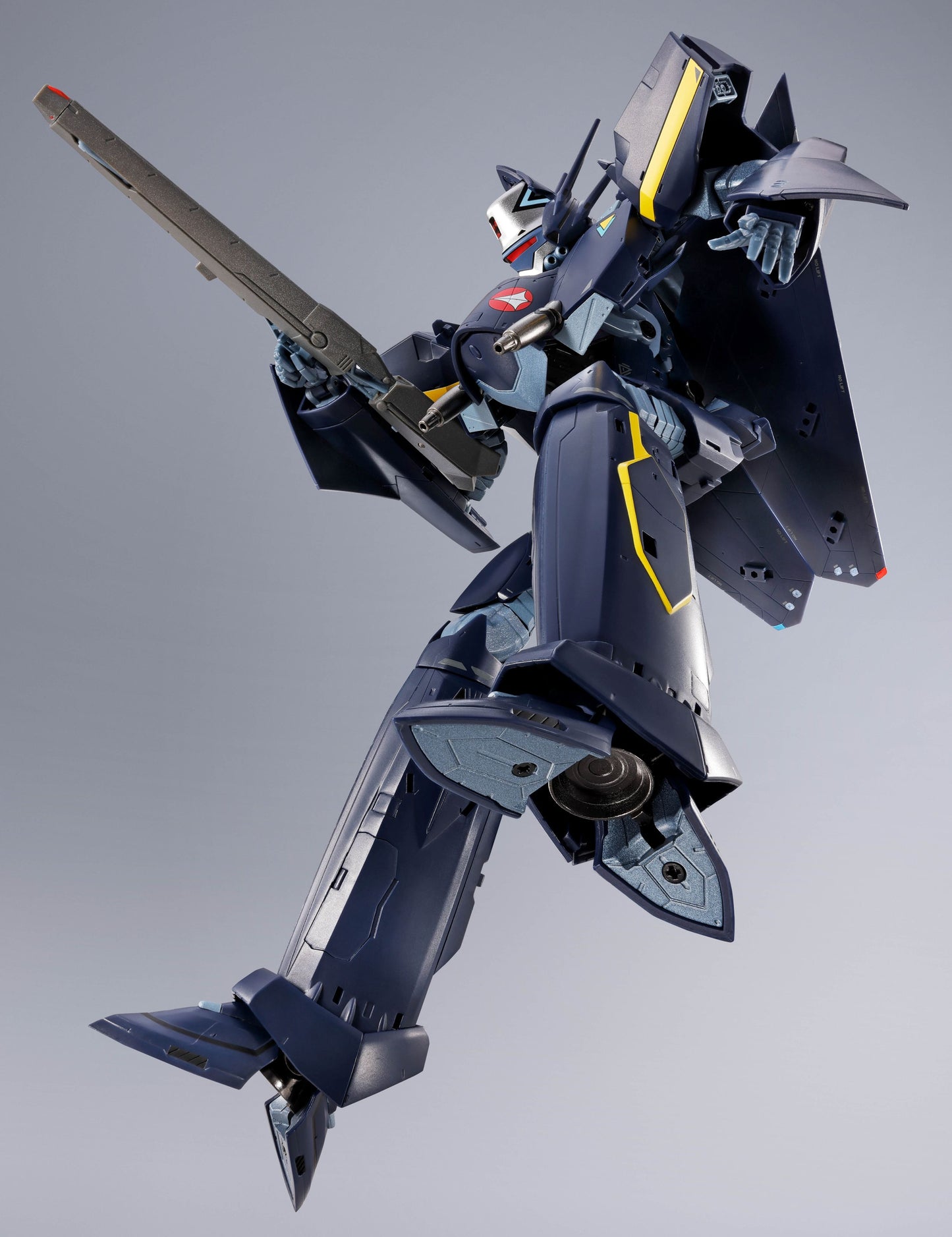 DX Chogokin VF-17S Nightmare Stealthvalkyrie (GAMLIN KIZAKI use) "Macross 7" | Bandai Tamashii Nations