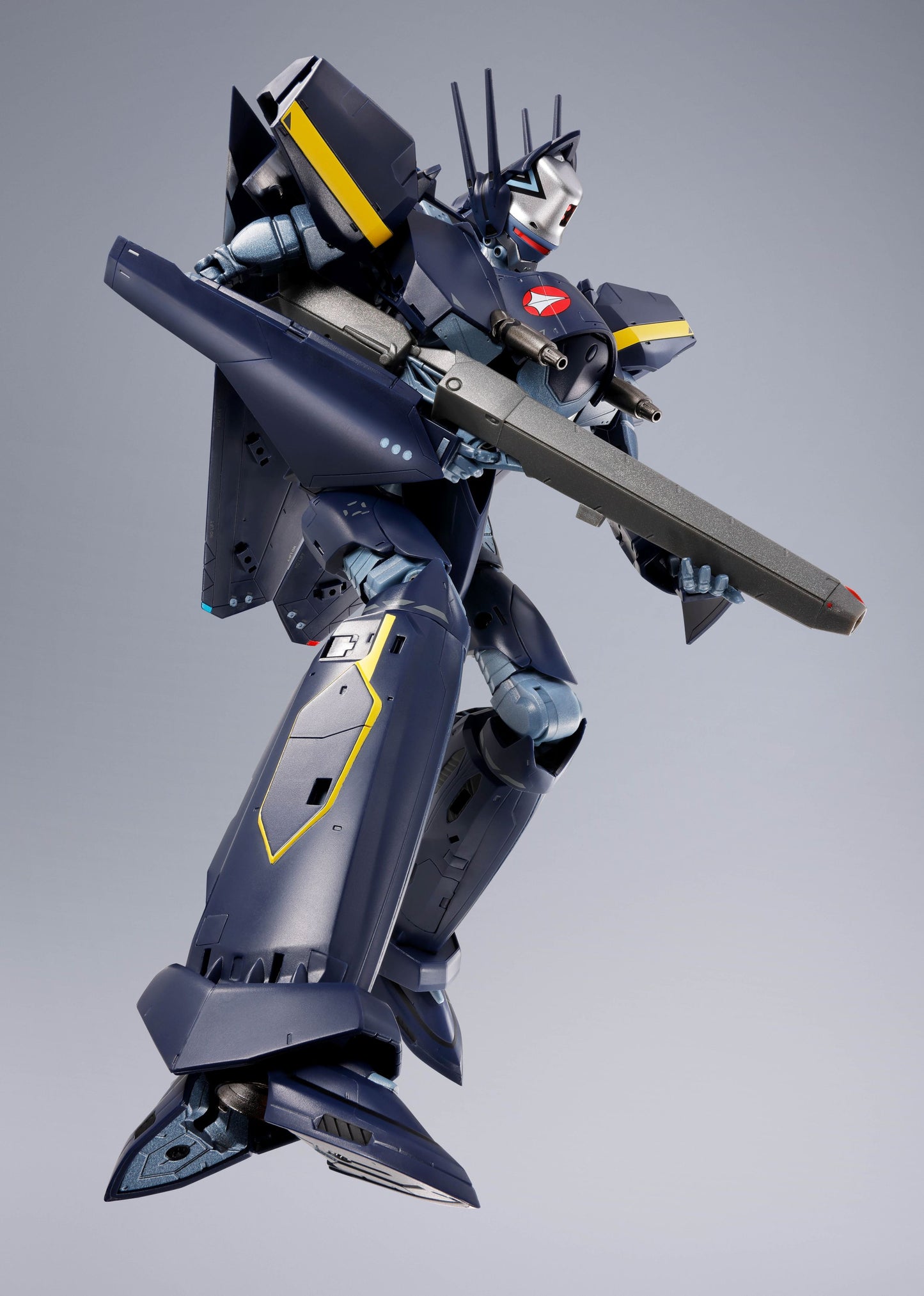 DX Chogokin VF-17S Nightmare Stealthvalkyrie (GAMLIN KIZAKI use) "Macross 7" | Bandai Tamashii Nations