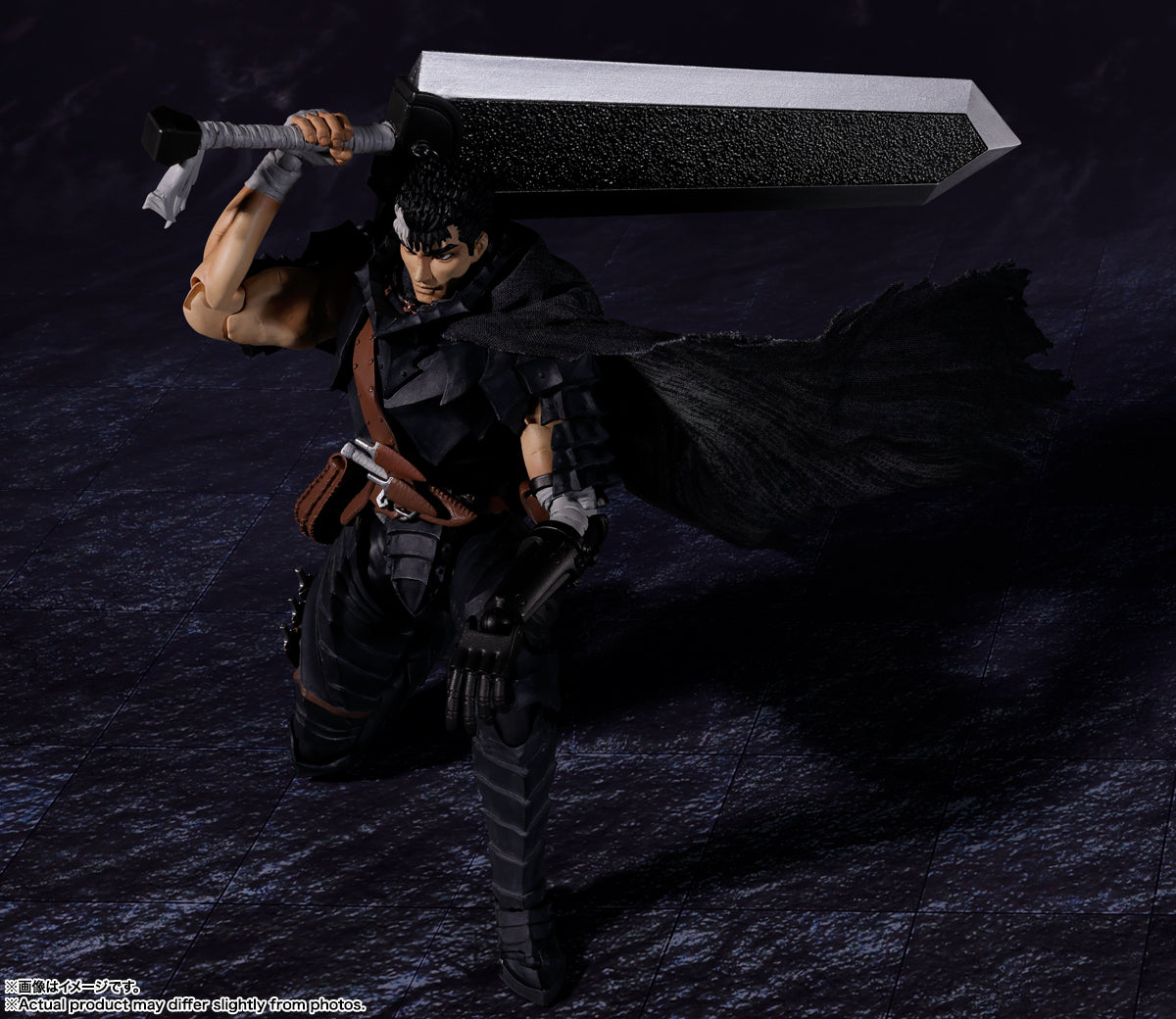 GUTS (BERSERKER ARMOR) "BERSERK" kneeling