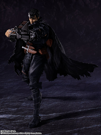 GUTS (BERSERKER ARMOR) "BERSERK" shooting hand to right