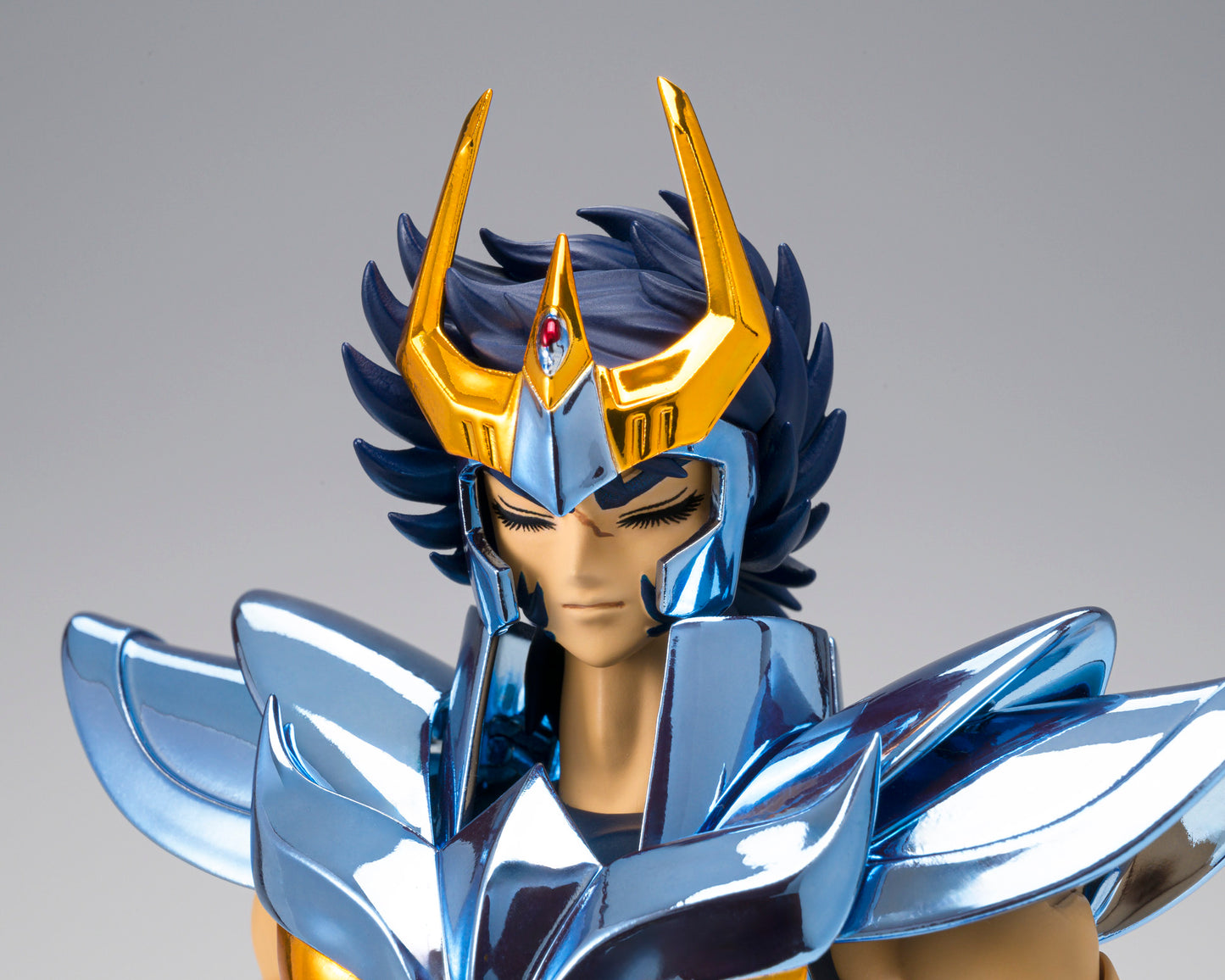 PHOENIX IKKI [FINAL BRONZE CLOTH] close up eyes closed