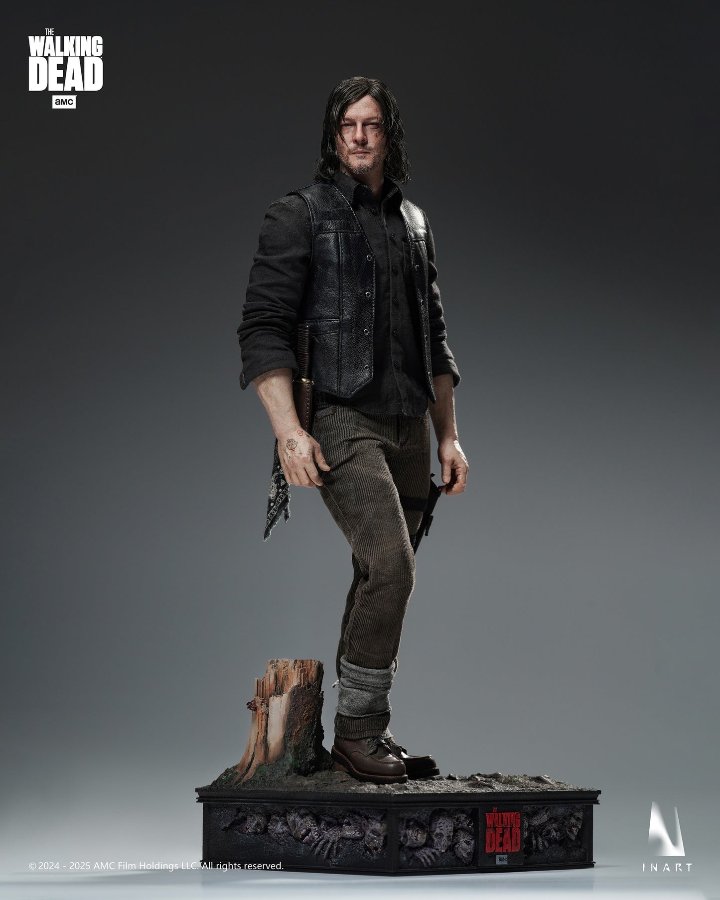 InArt Daryl Dixon 1/6th Scale Collectible Figure "The Walking Dead Season 8" | InArt