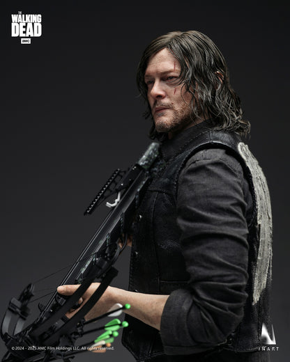 InArt Daryl Dixon 1/6th Scale Collectible Figure "The Walking Dead Season 8" | InArt