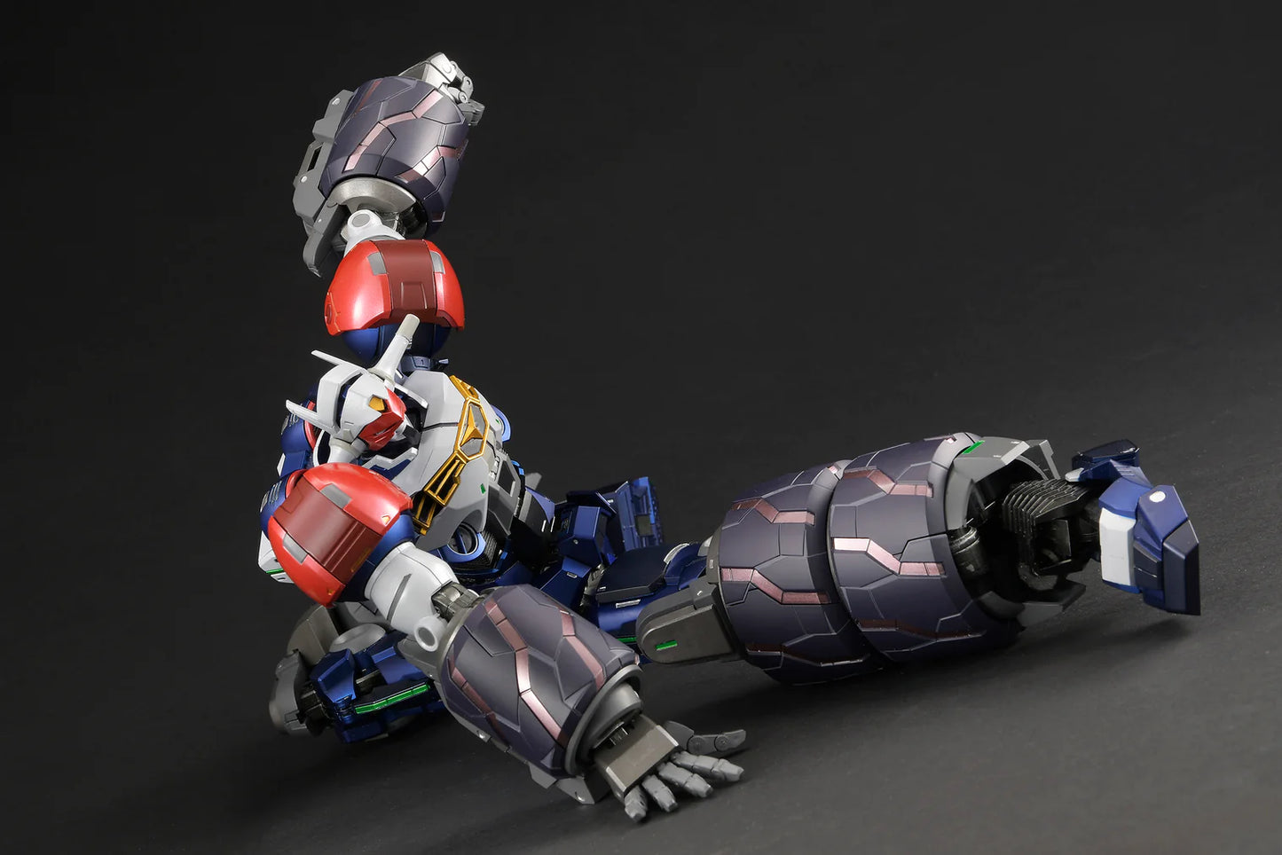 Flame Toys Gear Fighter Dendoh Amakuni Kizin Homura "Gear Fighter Dendoh" | Flame Toys