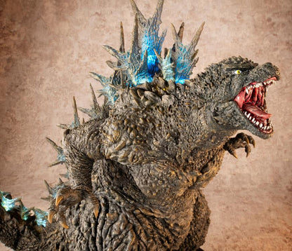 Ultimate Article UA Monsters Godzilla (2023) Attacking Ginza Version "Godzilla Minus One" | Megahouse