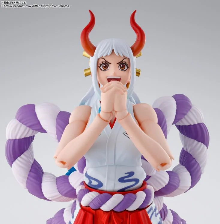 One Piece S.H.Figuarts Yamato (The Raid on Onigashima) praying