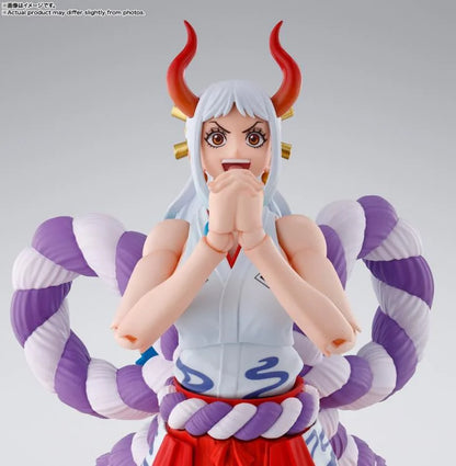 One Piece S.H.Figuarts Yamato (The Raid on Onigashima) praying