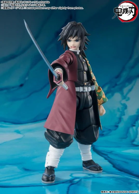 Demon Slayer: Kimetsu no Yaiba S.H.Figuarts Giyu Tomioka pulling sword