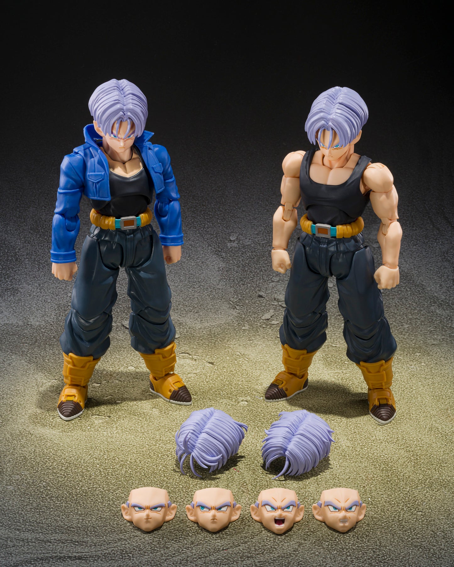 S.H.Figuarts Trunks (Z-Fighters Group Base Ver. B) "Dragon Ball Z" | Bandai Tamashii Nations