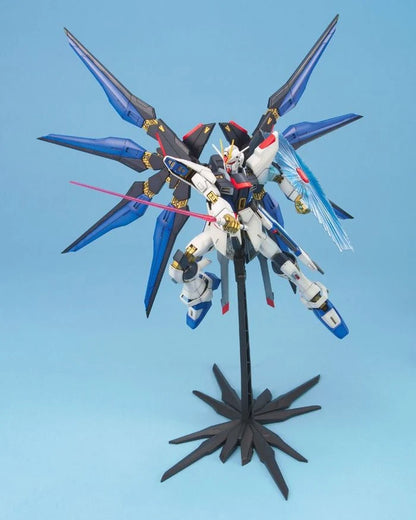 MG 1/100 ZGMF-X20A Strike Freedom Gundam "Mobile Suit Gundam SEED Destiny" | Bandai Hobby