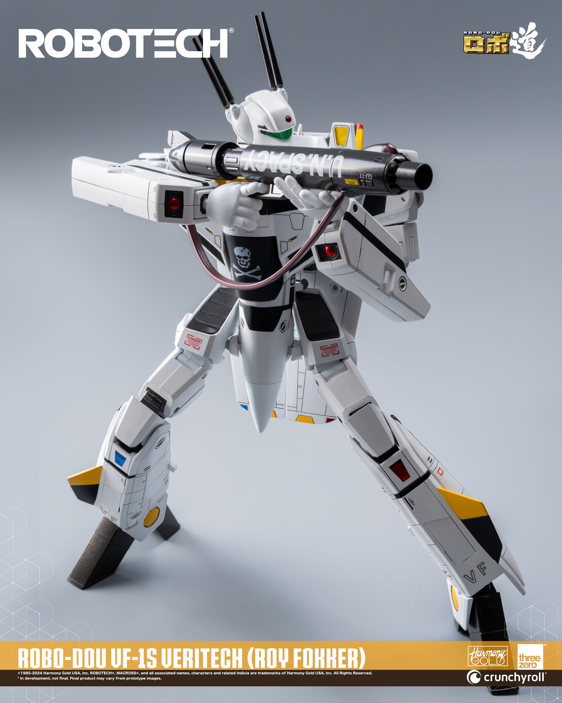 ROBO-DOU ROBOTECH VF‐1S Veritech (Roy Fokker) Threezero holding gun