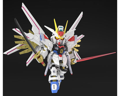 SDCS Mighty Strike Freedom Gundam "Gundam Seed Freedom" - Bandai Hobby SD Model Kit