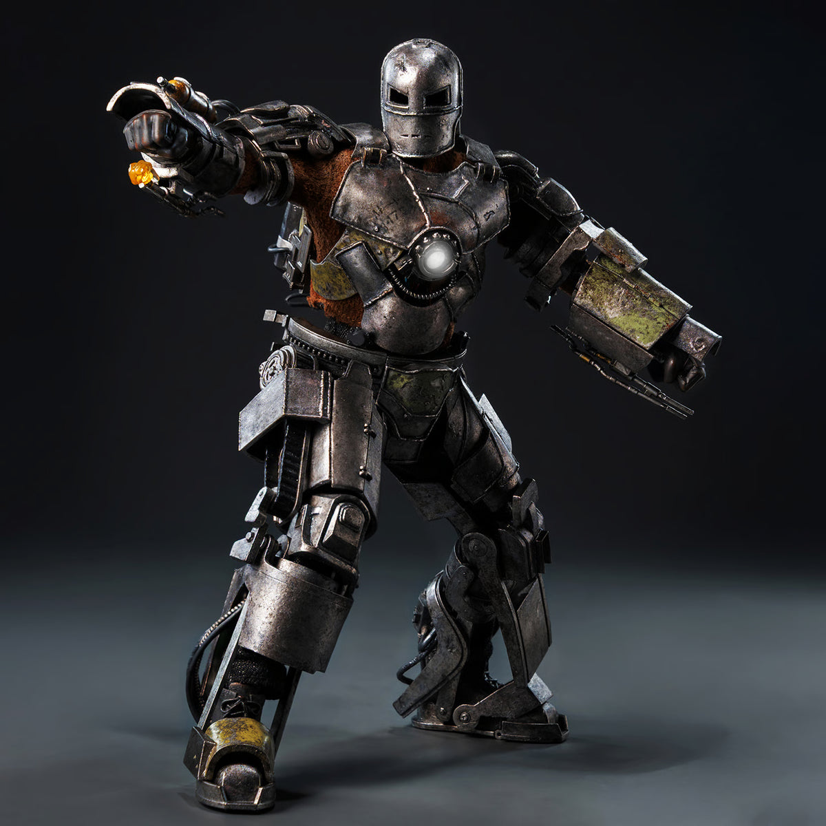 DLX Iron Man Mark 1 "Iron Man" | Threezero