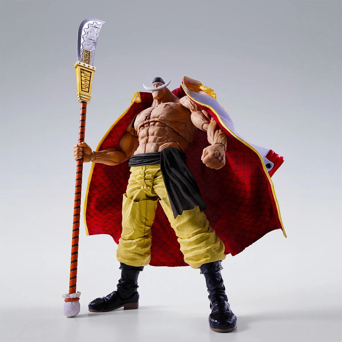 S.H.Figuarts Edward Newgate Marineford One Piece action figure
