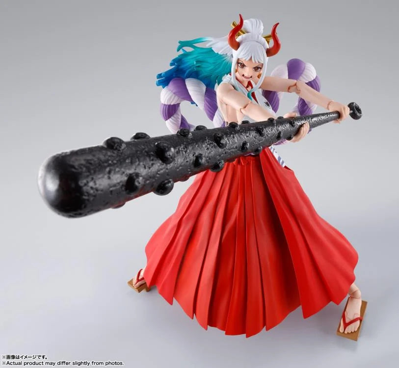 One Piece S.H.Figuarts Yamato (The Raid on Onigashima) swinging metal bar