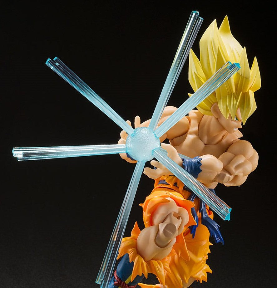 Dragon Ball Z S.H.Figuarts Super Saiyan Goku (Legendary Super Saiyan) with weapon effect