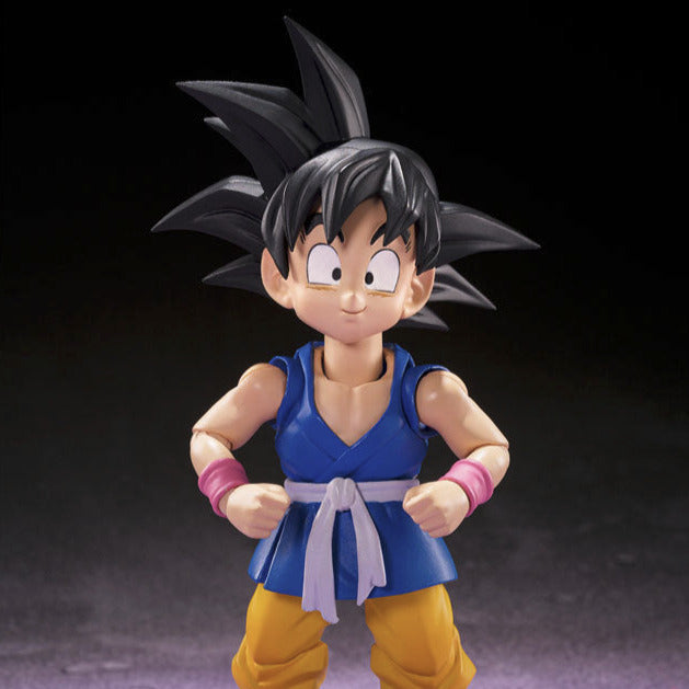 S.H. Figuarts Dragon Ball GT - KID Son Goku -GT- close up
