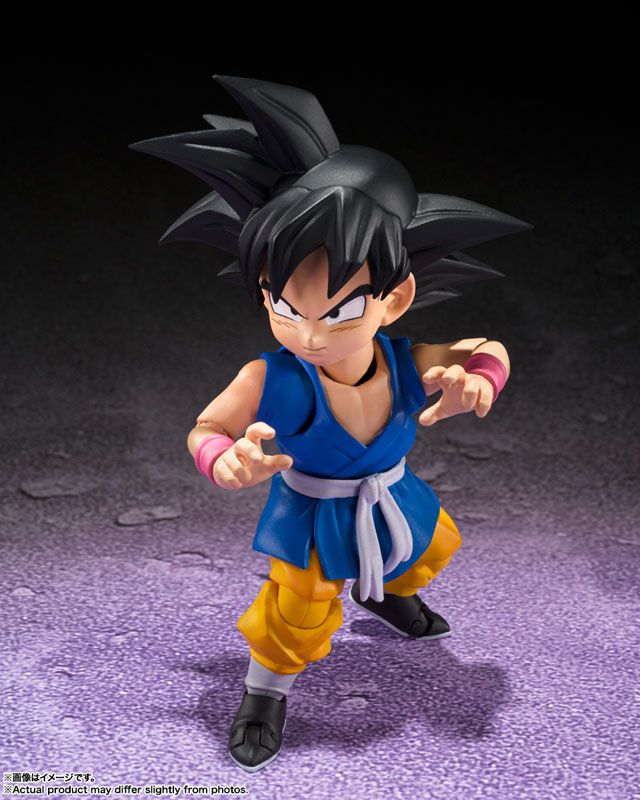 S.H. Figuarts Dragon Ball GT - KID Son Goku -GT- ready to fight
