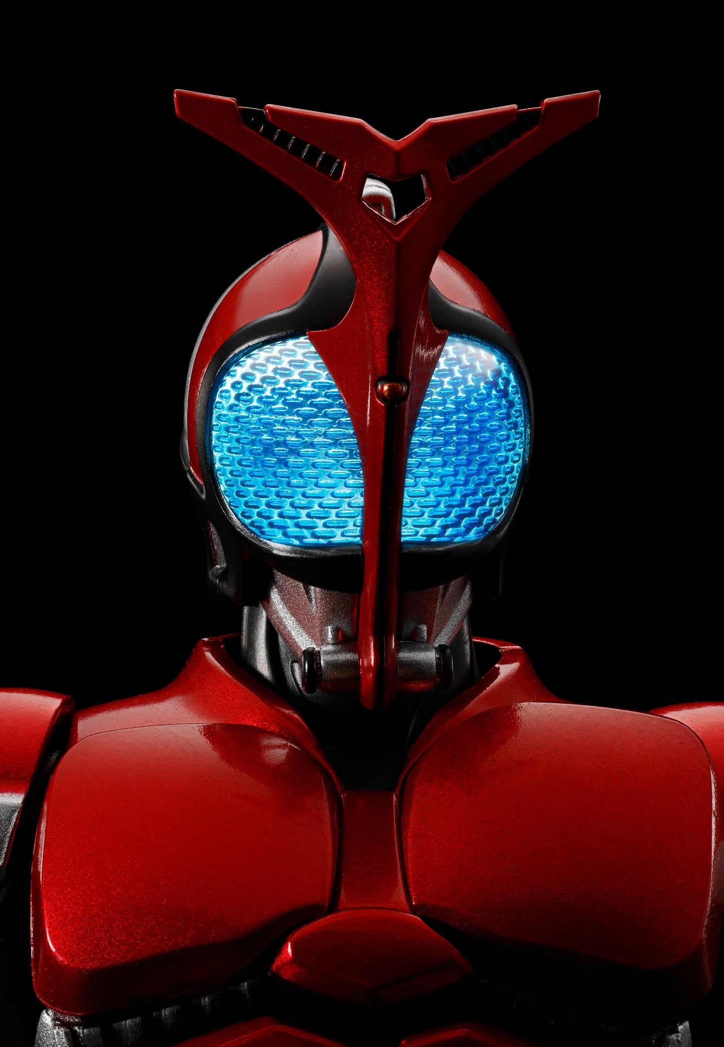 S.H.Figuarts Kamen Rider Kabuto (20th Anniversary Ver.) -Shinkocchou Seihou- | Bandai Tamashii Nations