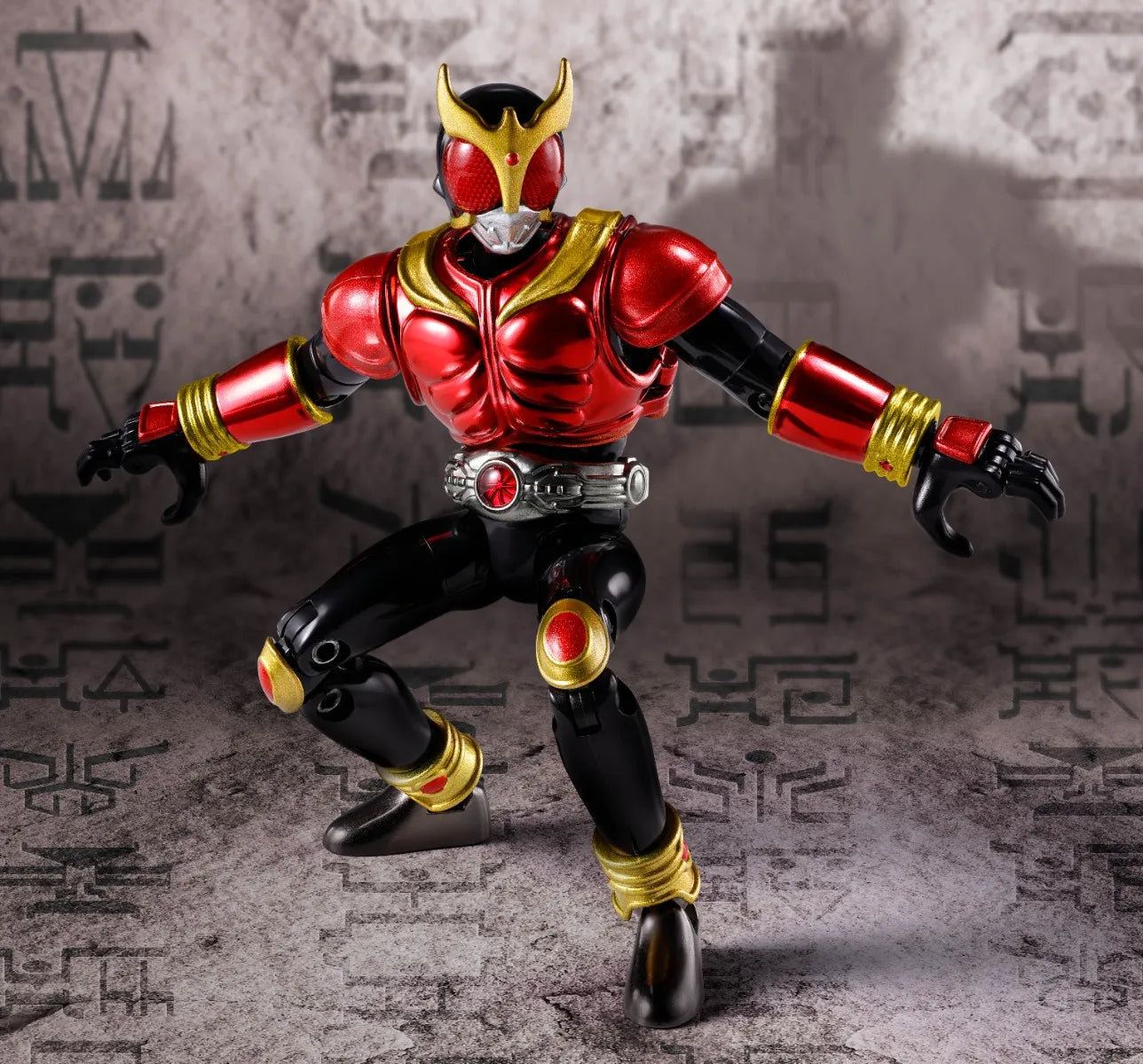 S.H.Figurats Masked Rider Kuuga Mighty Form "Masked Rider" -Shinkocchou Henshin- | Bandai Tamashii Nations