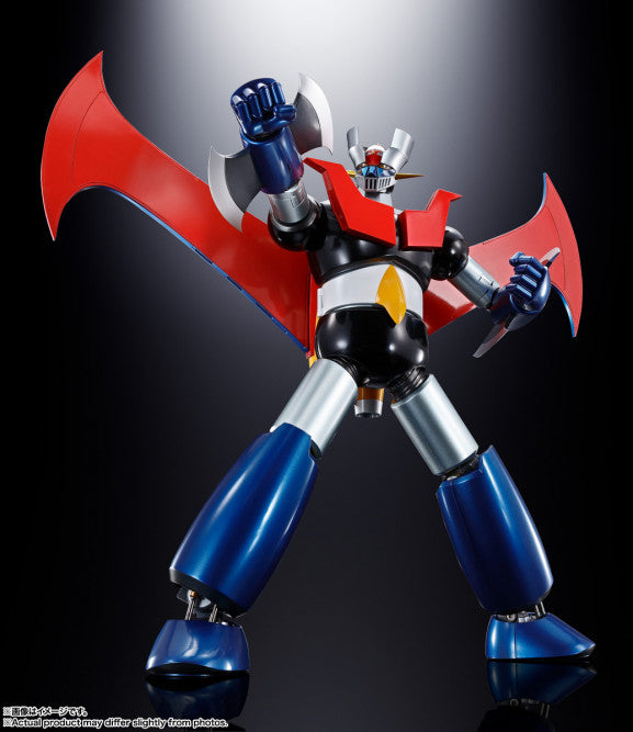 Mazinger Z DX 50th Anniversary Version DX Soul of Chogokin SOC standing pose with iron cutter hands