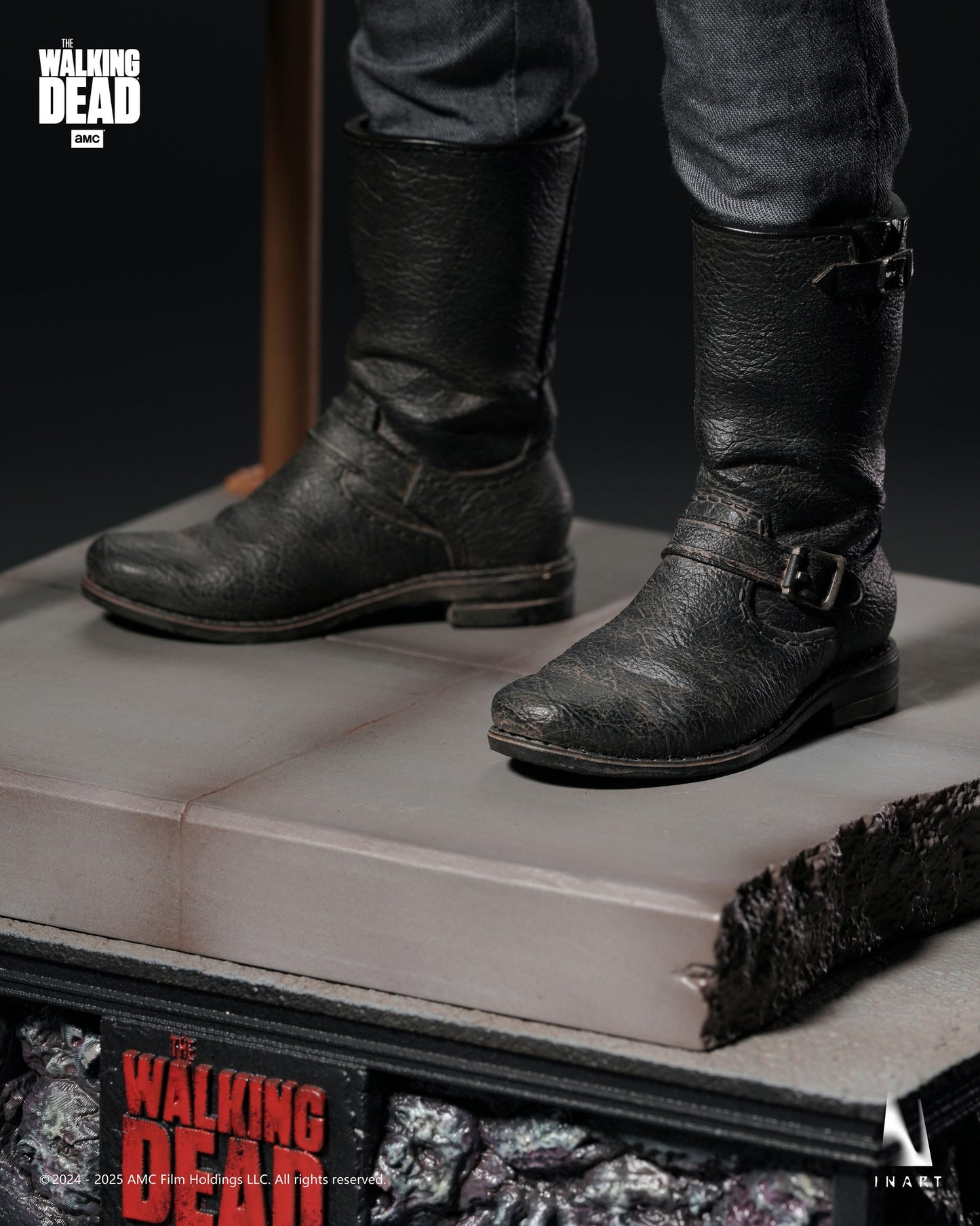 InArt Negan Smith 1/6th Scale Collectible Figure "The Walking Dead Season 8" | InArt