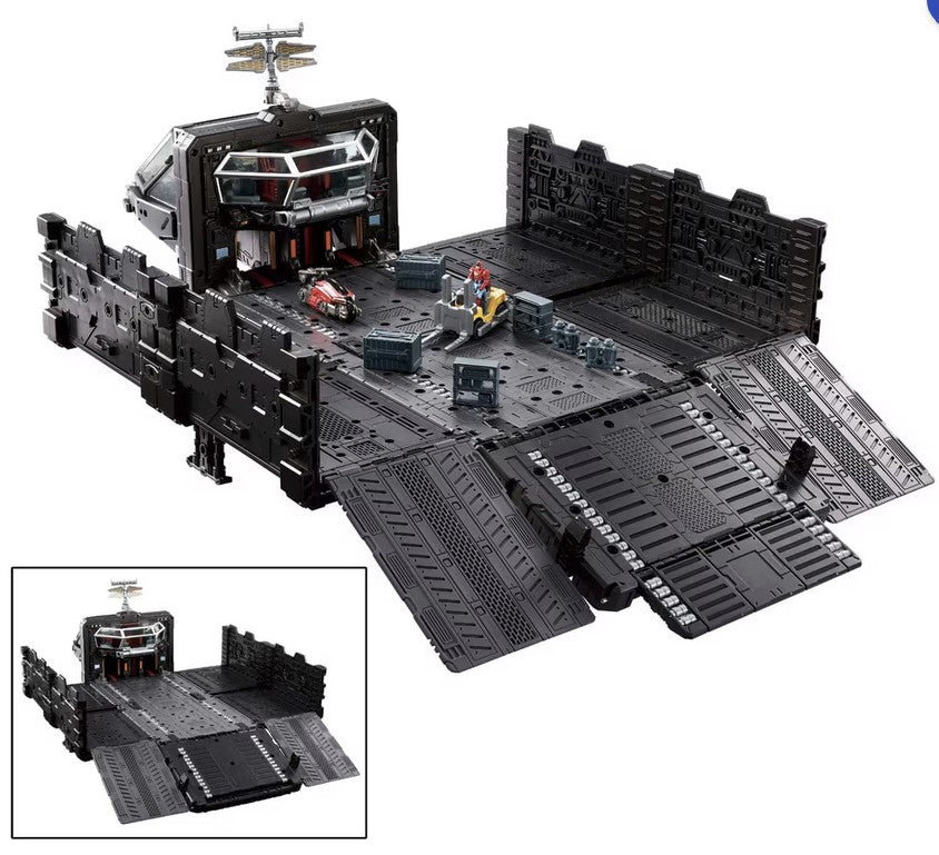 Pre Order Diaclone TM-33 Tactical Mover Mobile Fort Panzer Tactical Grander (Expedited Japan Release)