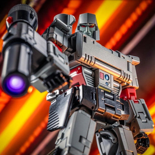 S-01 Romulus (Megatron) Transformers by NewAge Toys