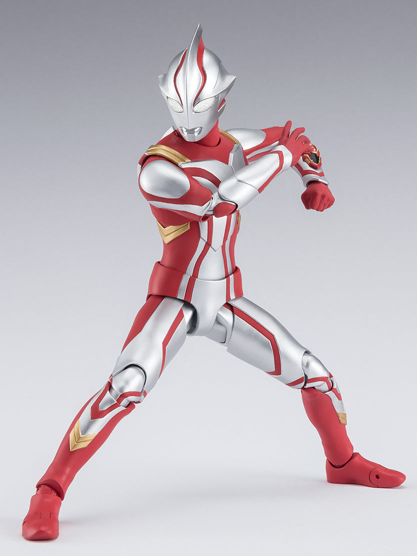 S.H.Figuarts Ultraman Mebius action pose