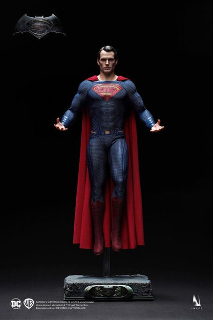Batman v Superman: Dawn of Justice InArt Superman 1/6 Scale Figure