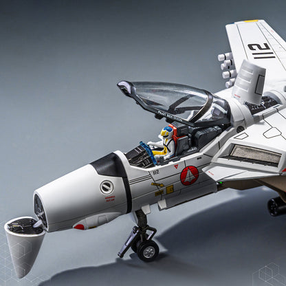 ROBO-DOU VF-1A Veritech (Ben Dixon) "Robotech" | Threezero