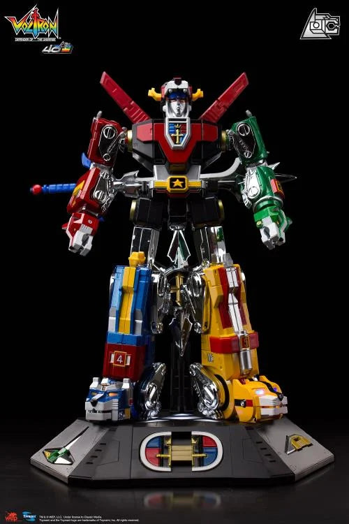 Voltron: Defender of the Universe 40th Anniversary Voltron Collector's Set