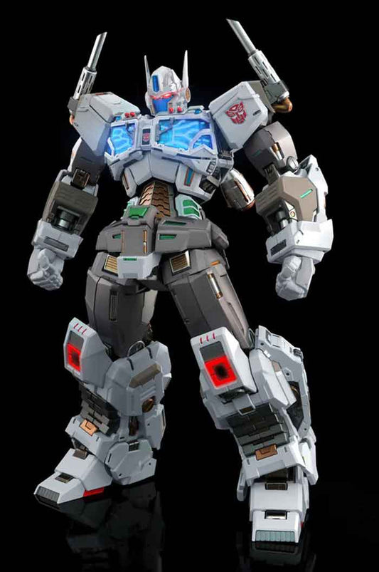 Flame Toys Kuro Kara Kuri IDW Ultra Magnus "Transformers" | Flame Toys