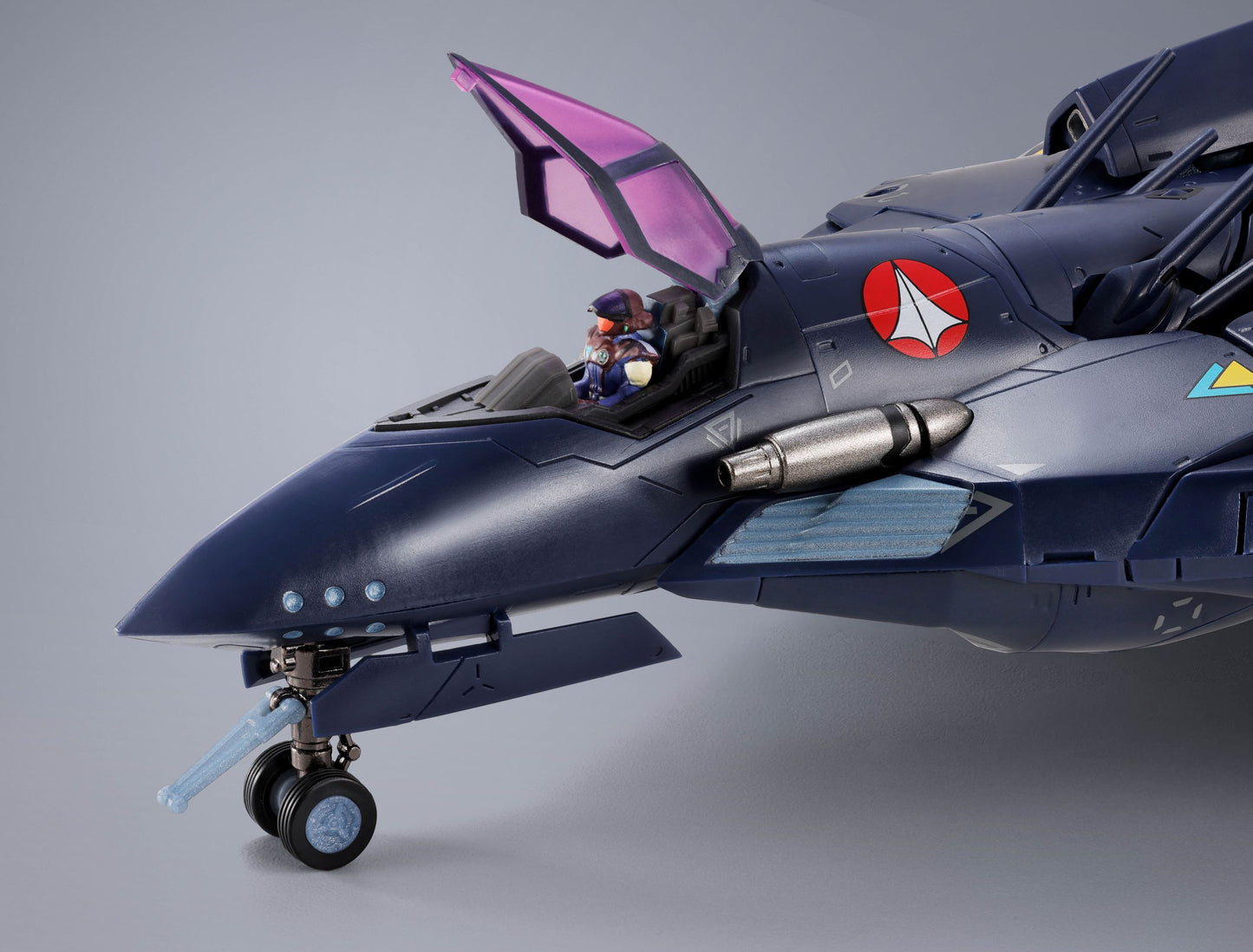 DX Chogokin VF-17S Nightmare Stealthvalkyrie (GAMLIN KIZAKI use) "Macross 7" | Bandai Tamashii Nations