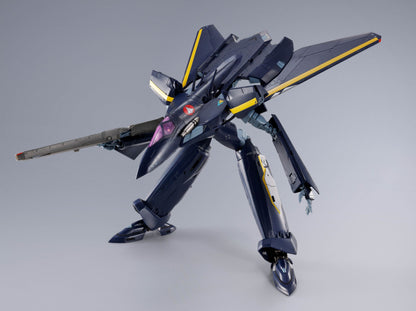 DX Chogokin VF-17S Nightmare Stealthvalkyrie (GAMLIN KIZAKI use) "Macross 7" | Bandai Tamashii Nations