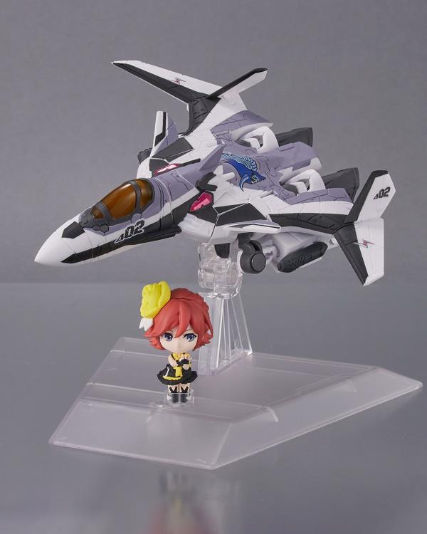 VF-31F Siegfried with Kaname Buccaneer "Macross Delta" - Bandai Tiny Session